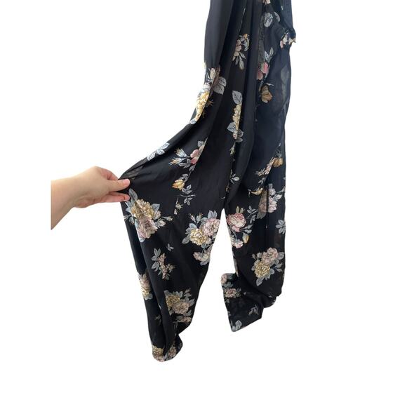 Lulus Shea Black Floral Print Jumpsuit Sleeveless Cross Back V Neck Medium - Picture 10 of 11